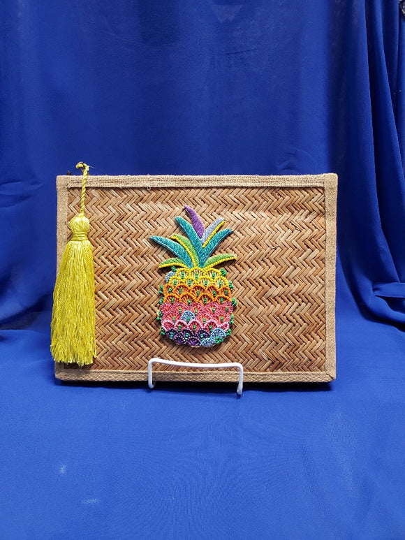 Pineapple clutch, 2 per pack